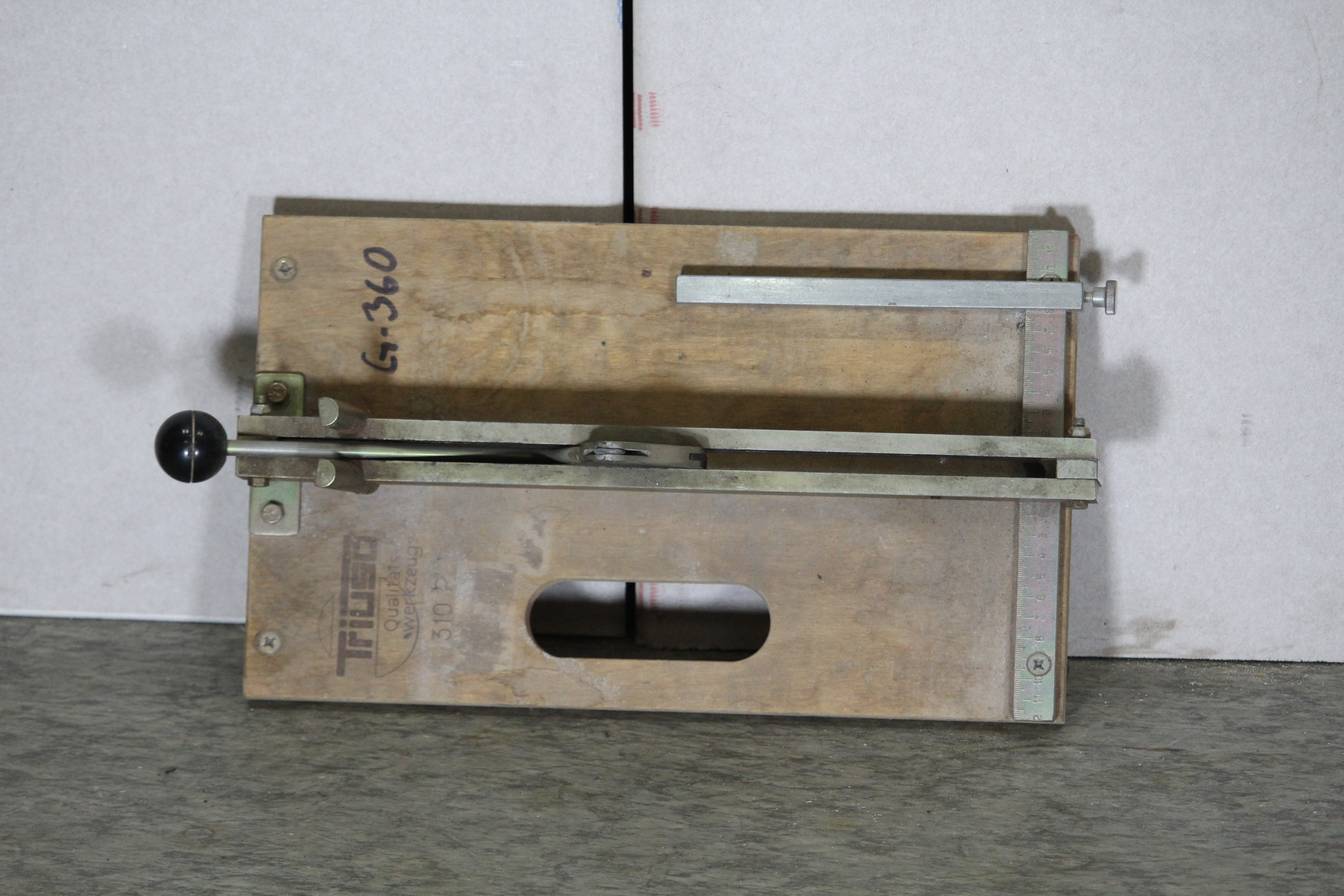 Fliesenschneider Holzplatte