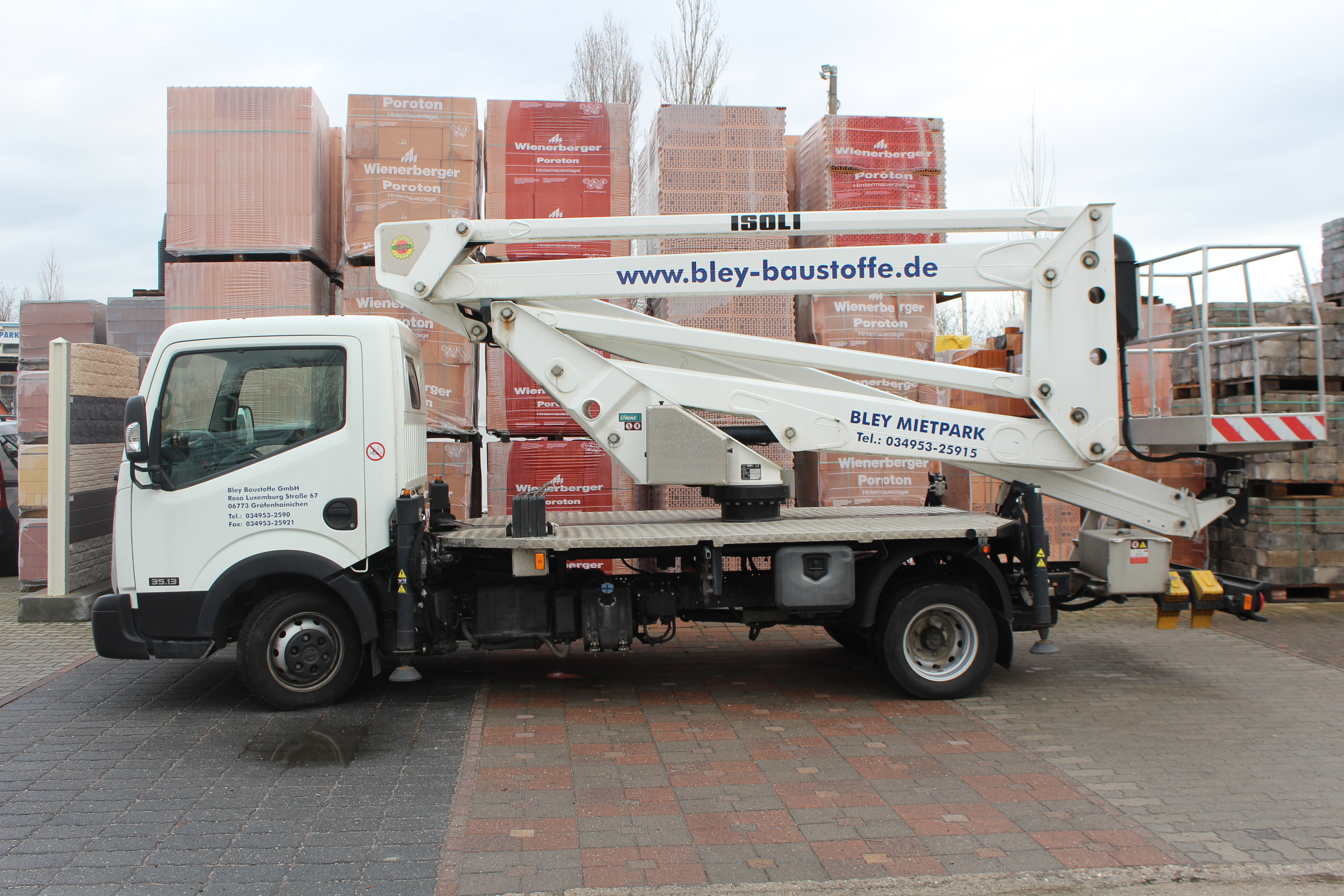 Gelenk-LKW-Arbeitsbühne - PNT215 HE