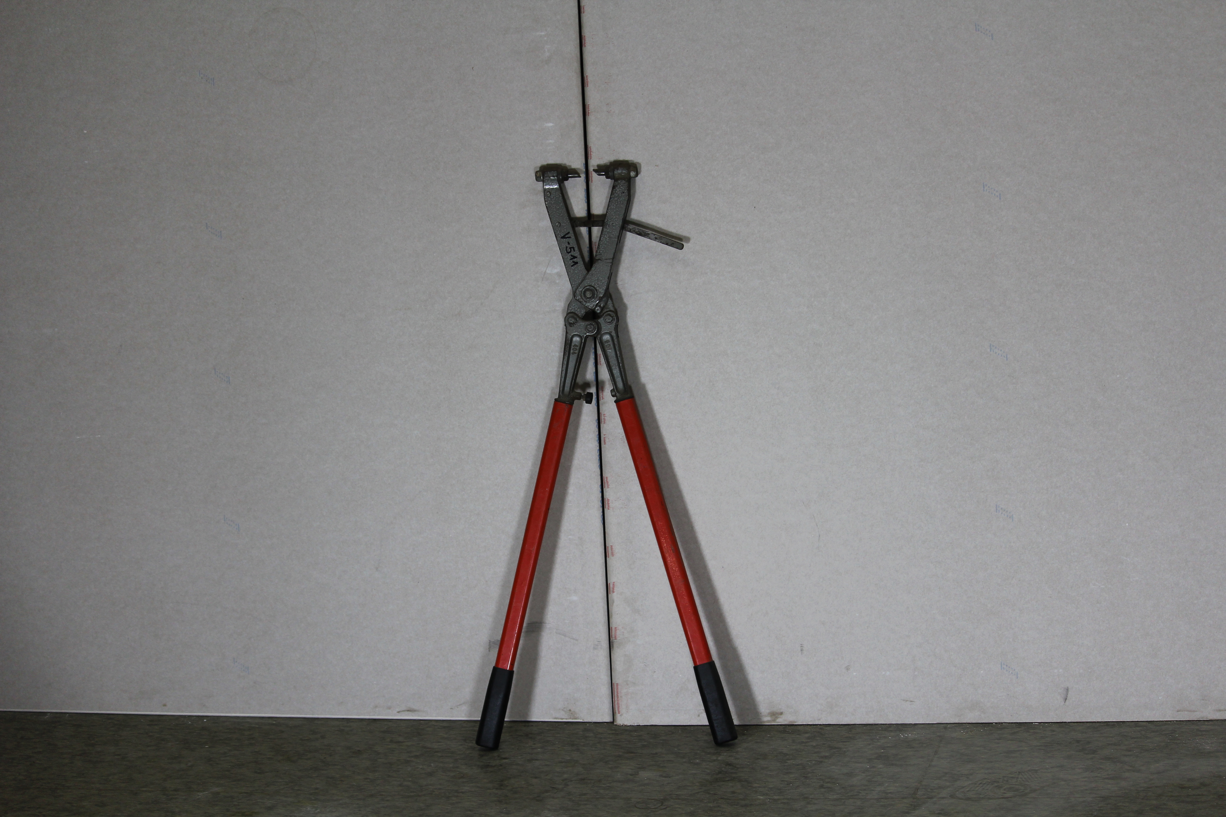 Trapezlochzange