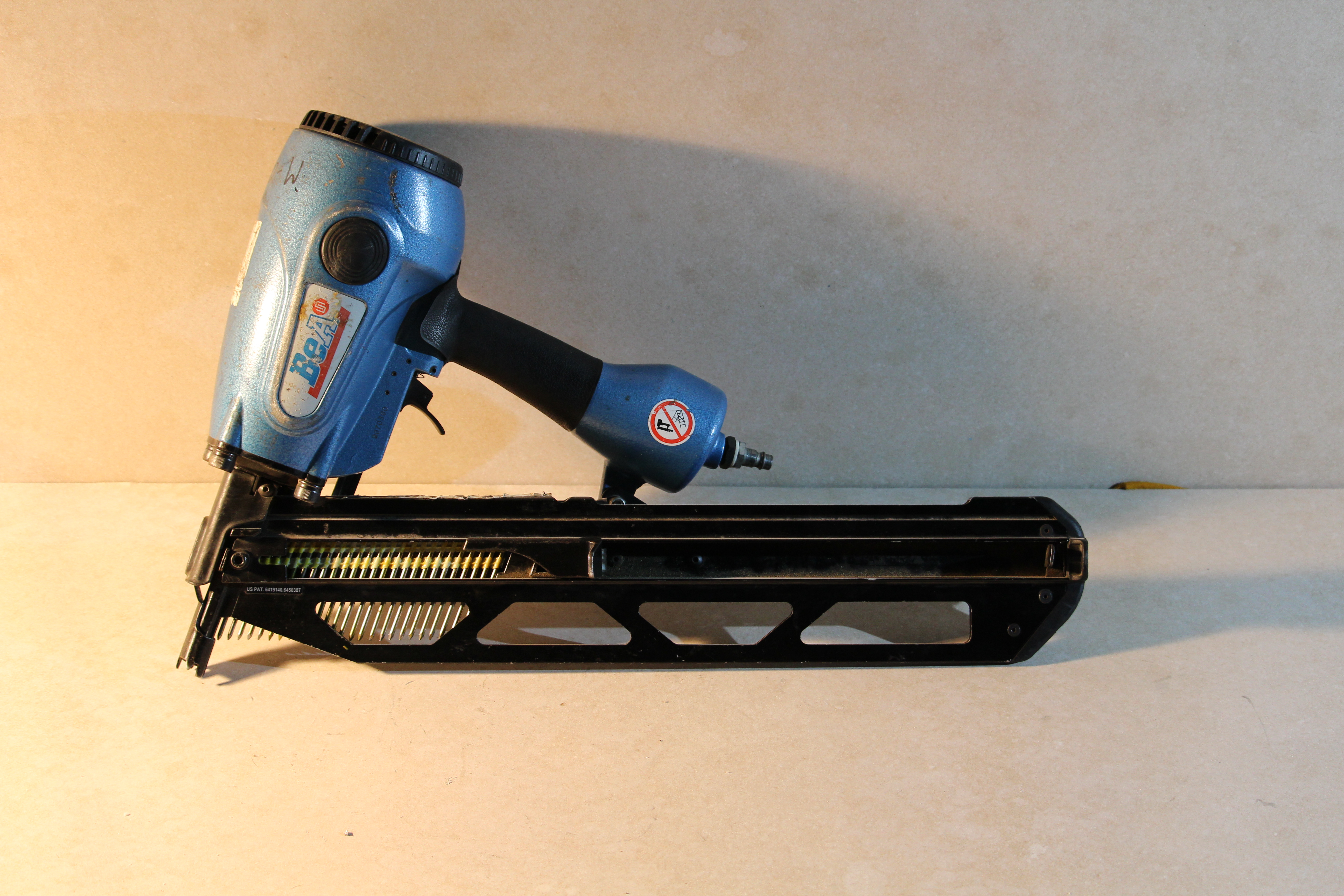 Streifennagler R100-952c BEA 