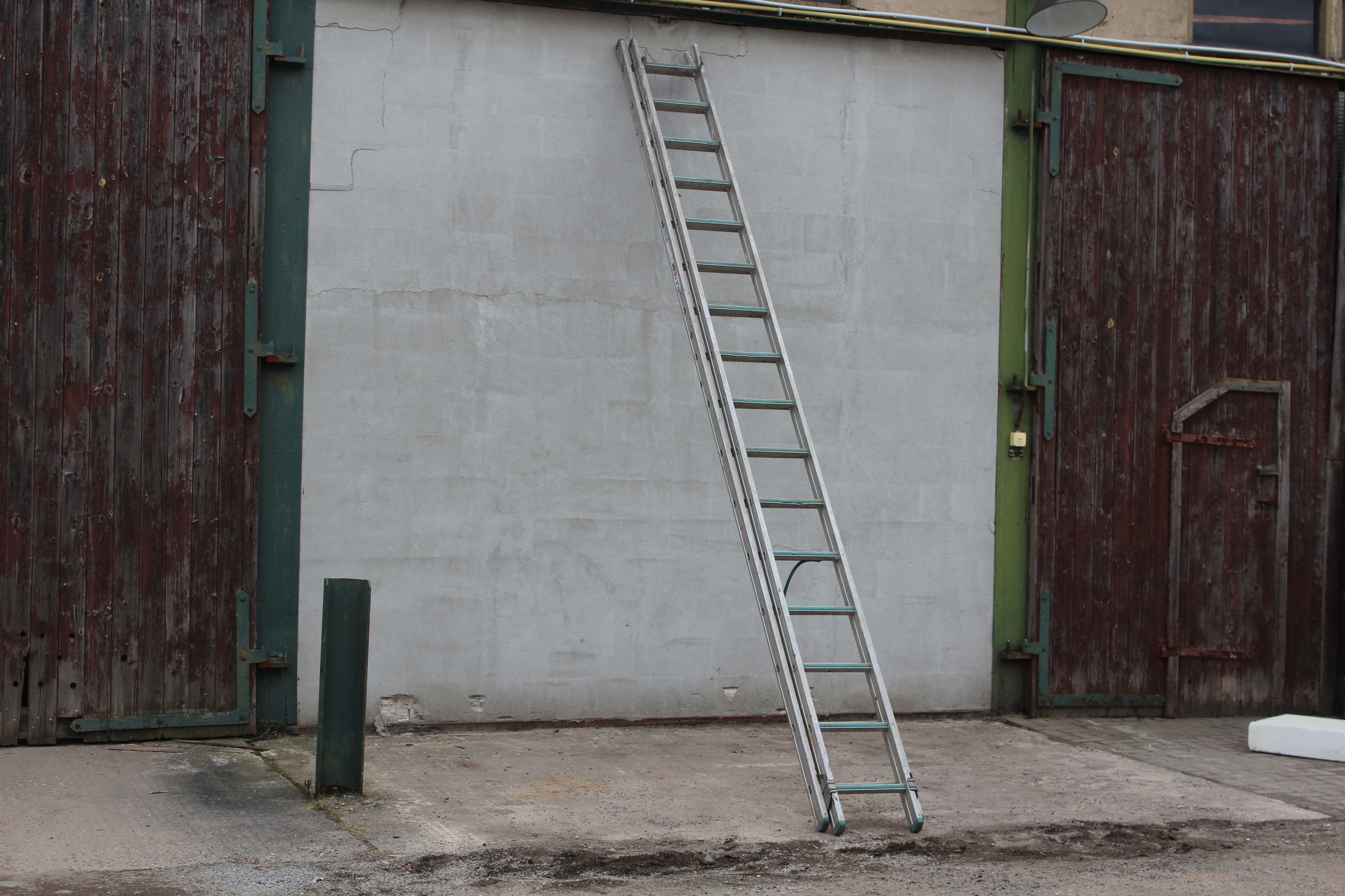 Aluleiter, 2x4,5 m 2-teilge Leiter