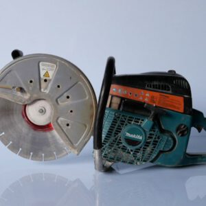 Motorsteinsäge Makita mieten