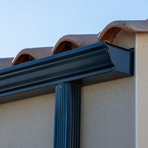 Sonderkantung aus Alu und Zink