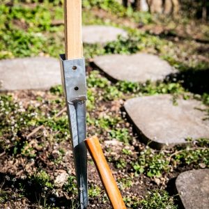 Einschlagbodenhülsen